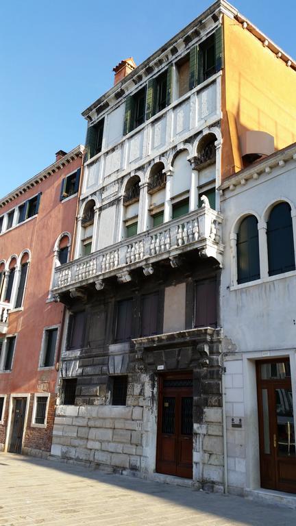 La Casa Veneziana Apartment ภายนอก รูปภาพ